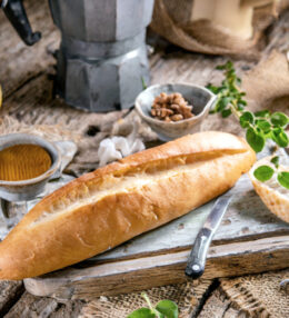 Baguette der Brotklassiker einfach selbst gemacht, so gelingt es immer!