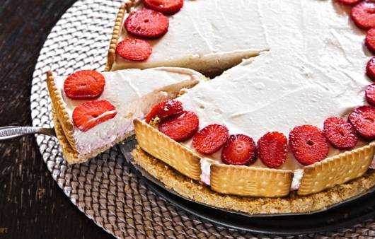 Erdbeer Kokos Mascarpone Torte Rezept