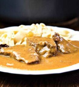 geschmorte Rinderbacken, unterschätztes Fleisch, einfach zart und schmackhaft!