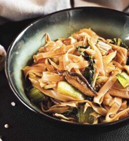 Reisnudel Gemüse Wok mit Kokos, einfach und schnell