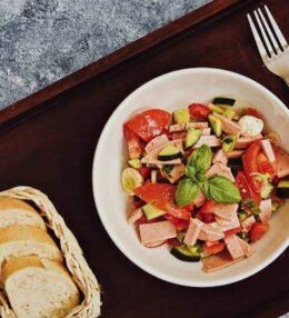 schneller Wurstsalat und der Traum einer anderen Zeit