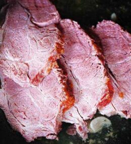 Fleisch suren/pökeln – so geht es, einfach selbst gemacht!