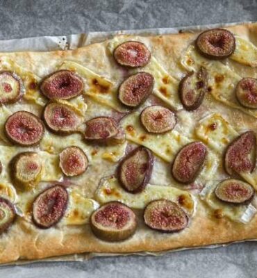 Grillteig Pizza Camembert Feige Rezept