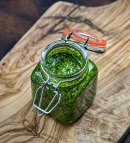 Bärlauch Pesto oder eher eine Creme, der perfekte Brotaufstrich, absolut genial