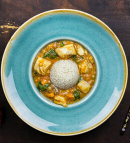 Fisch Curry vom Kabeljau, würzig, aromatischer Genussmoment aus dem Wok