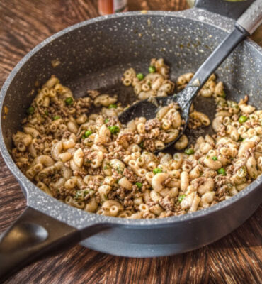 Haschee Erbsen Hörnchen Rezept