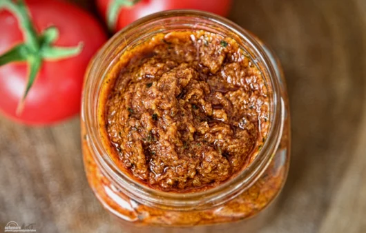 Tomaten Pesto