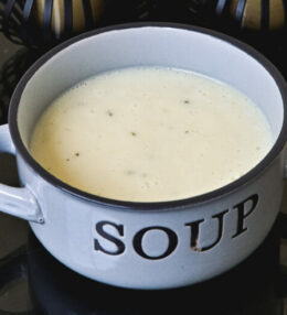 Karfiol Cremesuppe, Blumenkohl Cremesuppe, wunderbar aromatisch, gesund, ganz einfach!