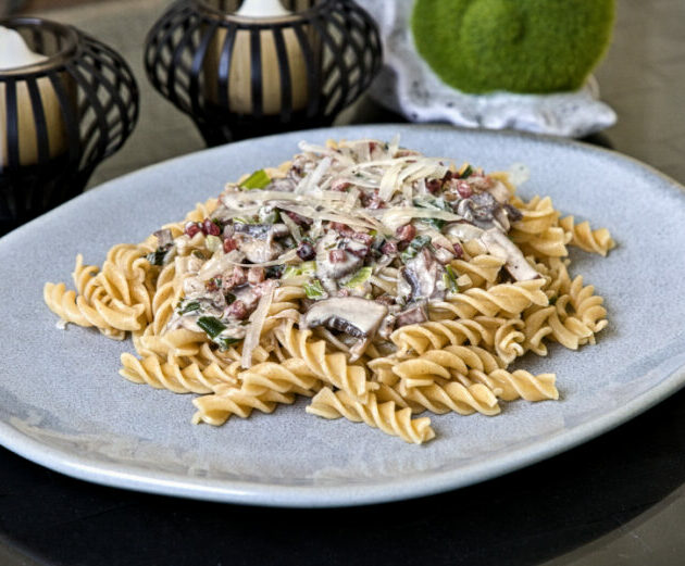 Pasta Champignon Speck Soße