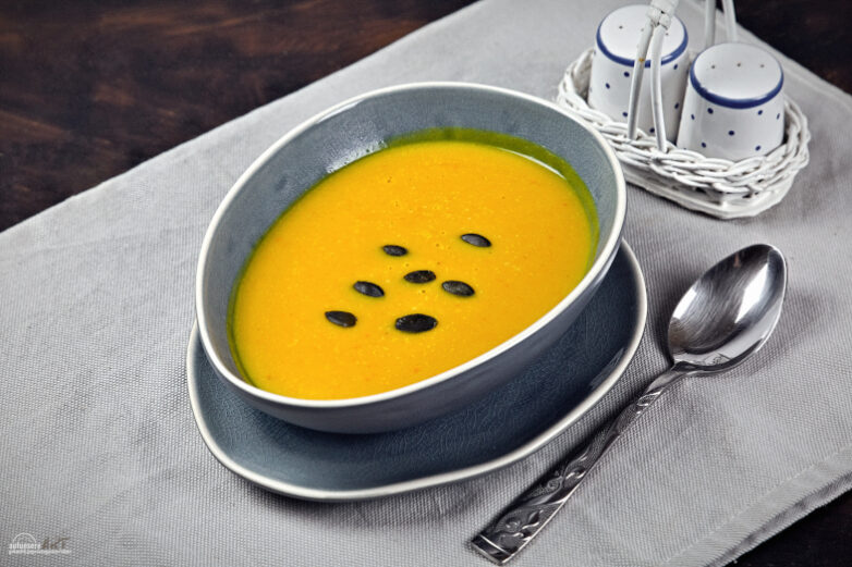 1 x gesunde Kürbis Creme Suppe mit Pfiff, einfach zubereitet