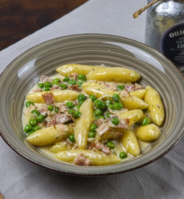 Schupfnudeln Speck Erbsen Rezept
