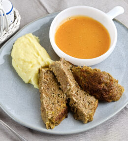 Hackbraten, so ist er für uns klassisch zubereitet, von Kindheit auf nur so!