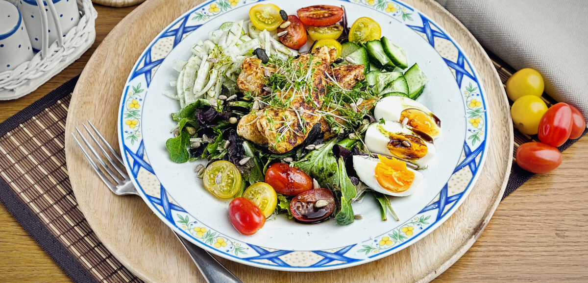 Salat gebratenes Hühnerfilet Rezept