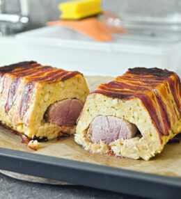 Filet im Knödelteig, fleischiger Kuchen im Speckmantel, ein Genuss der begeistert!