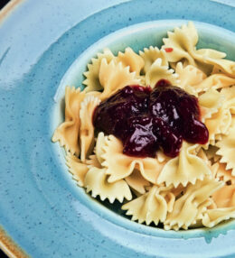 Nudeln mit Marmelade, das Frühstück von damals, es wurde nichts verschwendet!