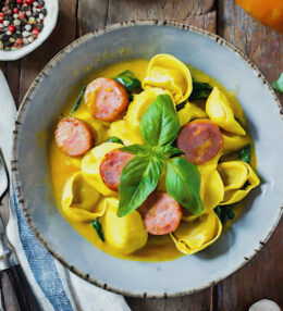 Kürbis Tortellini mit Spinat, aus Resten und Vorrat etwas zaubern, fertig in 20 Minuten!