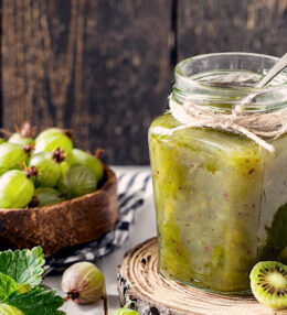 Stachelbeere Kiwi Marmelade, kann das ganze Jahr produziert werden, fertig in 30 Minuten