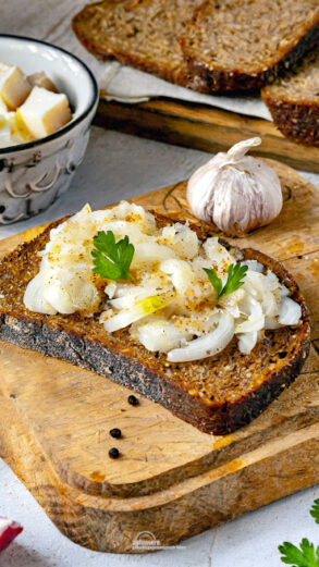 Schmalzbrot mit Zwiebel, einfach klassisch fertig in 10 Min.