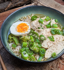 Ramen mit Huhn und Ei, 25 Minuten zum Genuss, genial einfach und schnell gemacht!