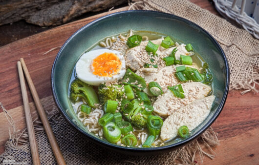 Ramen mit Huhn und Ei Rezept