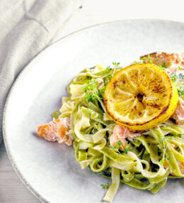 Lachs Tagliatelle mit Austernpilzen und Pak Choi, einfach nur ein absoluter Genuss