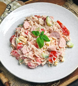Spaghettini Wurstsalat, ein Gericht von heute mit Zutaten von gestern, einfach und gut!