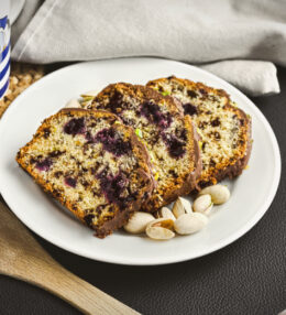 Heidelbeer Pistazien Kuchen, der Traum mit Schoko, einfach gemacht in 50 Minuten