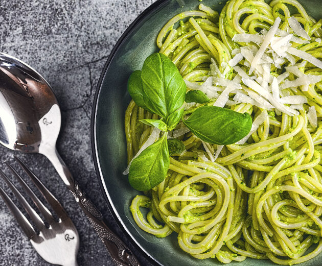 Pasta Avocado Spinat Pesto Basilikum Rezept