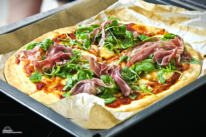 Pizza Prosciutto Rucola Rezept